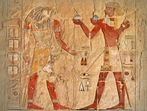L'Egitto dei faraoni: i profumi verso il cielo - Accademia del Profumo