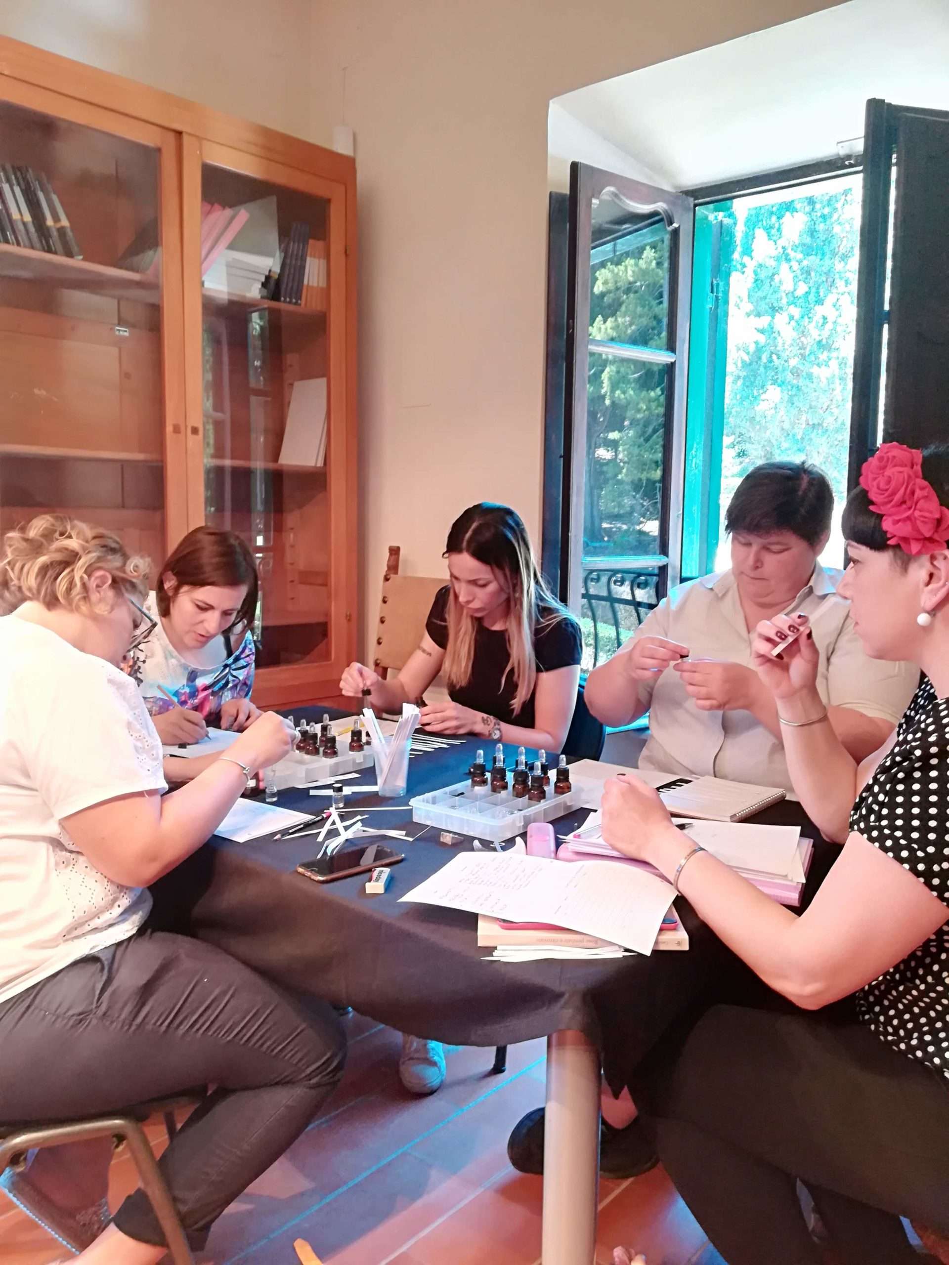 il percorso olfattivo a Spello, 8-10 giugno 2018 - Accademia del Profumo il percorso olfattivo a Spello, 8-10 giugno 2018 - Accademia del Profumo